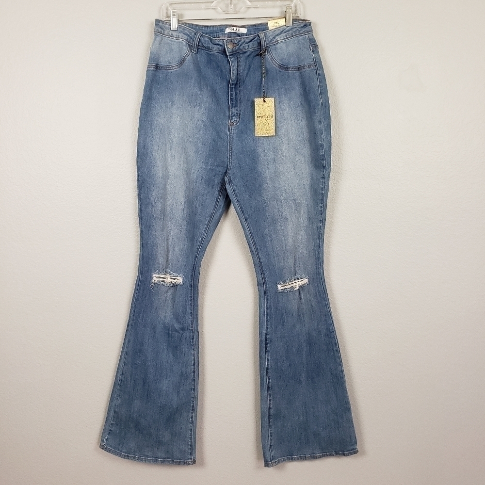 M.A.P. High Rise Distressed Flare Leg Med Wash Jeans Sz 2XL(19)